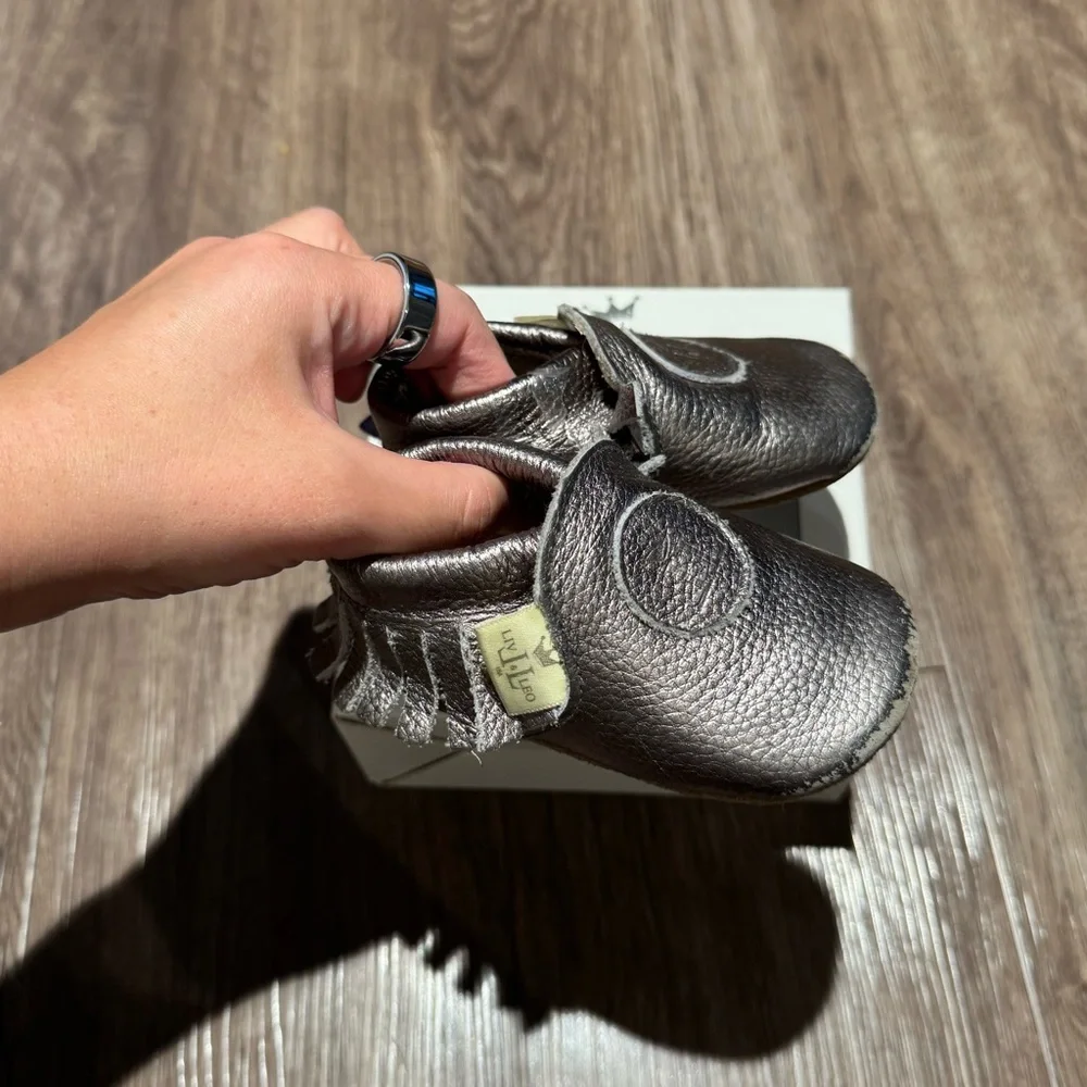 Liv&Leo Grey Sparkling Baby Shoes
